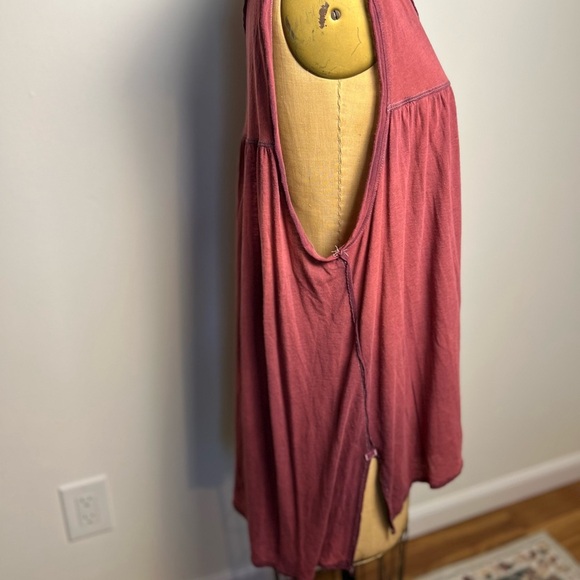 We the Free women’s sleeveless plum color tunic with snaps small - Picture 4 of 7